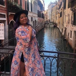 Meet your Posher, May